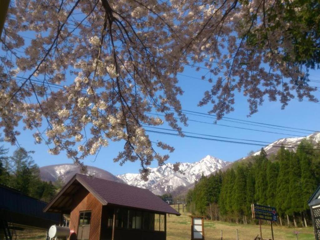 Hakuba Sun Valley Hotel Exterior photo